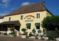 Hôtel restaurant Au Puits Enchanté - Restaurant Gastronomique à Saint-Martin-en-Bresse