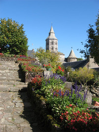 Basilique notre Dame d'Orcival - Basilique à Orcival (63)