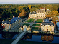 Château de La Ferté Saint-Aubin à LA-FERTE-ST-AUBIN