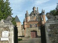 Château de Montmort - Château Fort à Montmort-Lucy