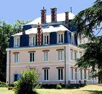 Chateau des Arches - Chambre d'Hôtes à Yvré l'Evêque