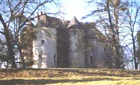 Château du Bazaneix à Saint-Fréjoux