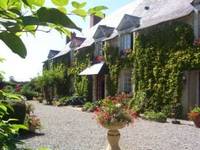 Logis et Gîte de la Ville Prouvée - Chambre d'Hôtes à Ruillé Froid Fonds