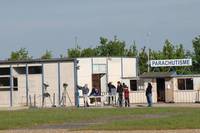 Ecole de Parachutisme du Centre Orléans Loiret à Saint-Denis-de-l'Hôtel