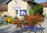 La Bicyclette Bleue - Café-Restaurant à Joyeux