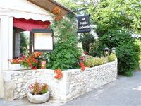 La Petite Auberge - Restaurant Gastronomique à Labastide-de-Virac