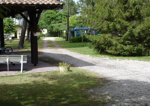 Camping La Pinède