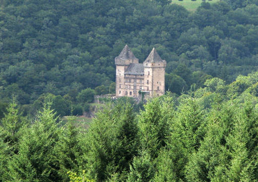 Circuit de Randonnée - le Château de Messilhac