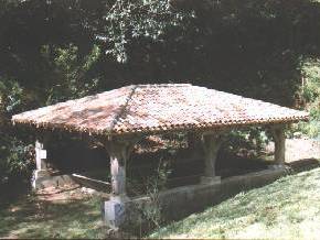 Fontaine aux 100 marches