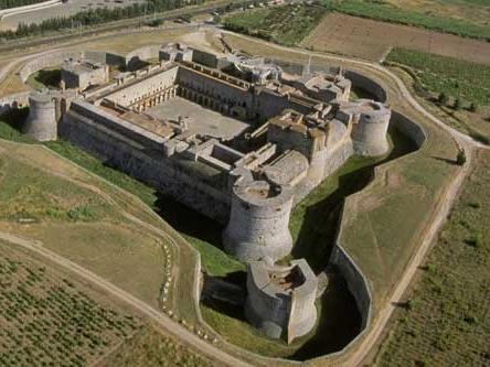 Forteresse de Salses