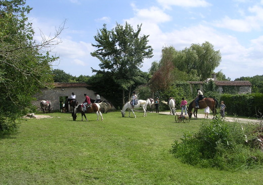 Les Ecuries de Milourdin