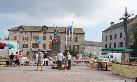 Office de Tourisme de Châteauneuf de Randon