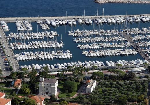 Port de Beaulieu-sur-Mer