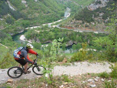 Randonnée pédestre et VTT - Escapade Loisirs